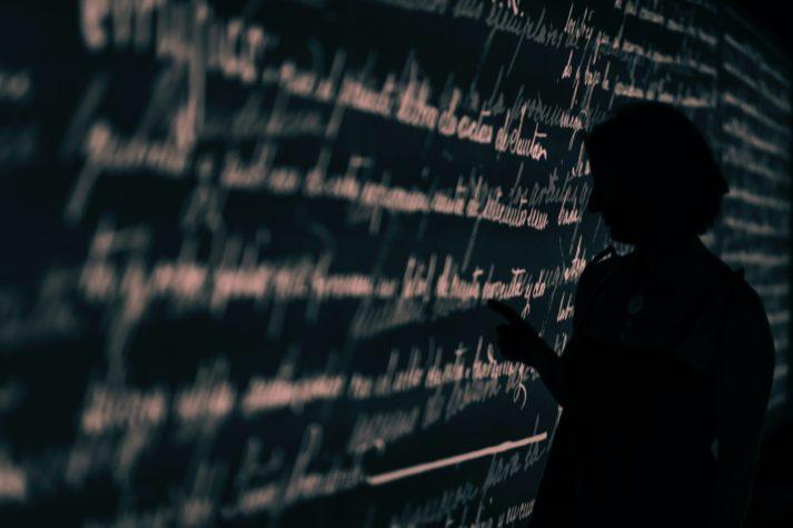 Testo scritto in corsivo